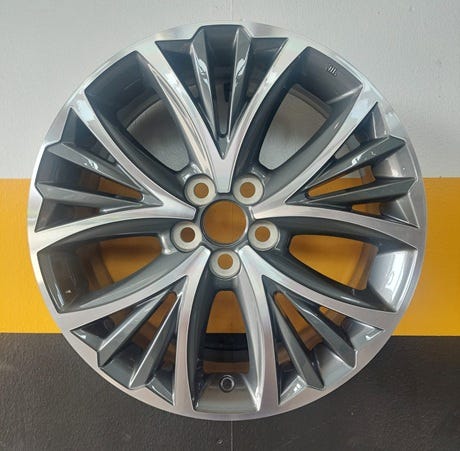 Toyota alkuperäiset vanteet 6,5×17 5×100 ET50 KR54,1