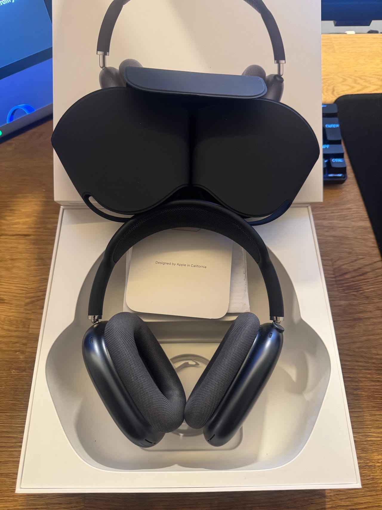 Apple AirPods Max Midnight USB-C | Tori