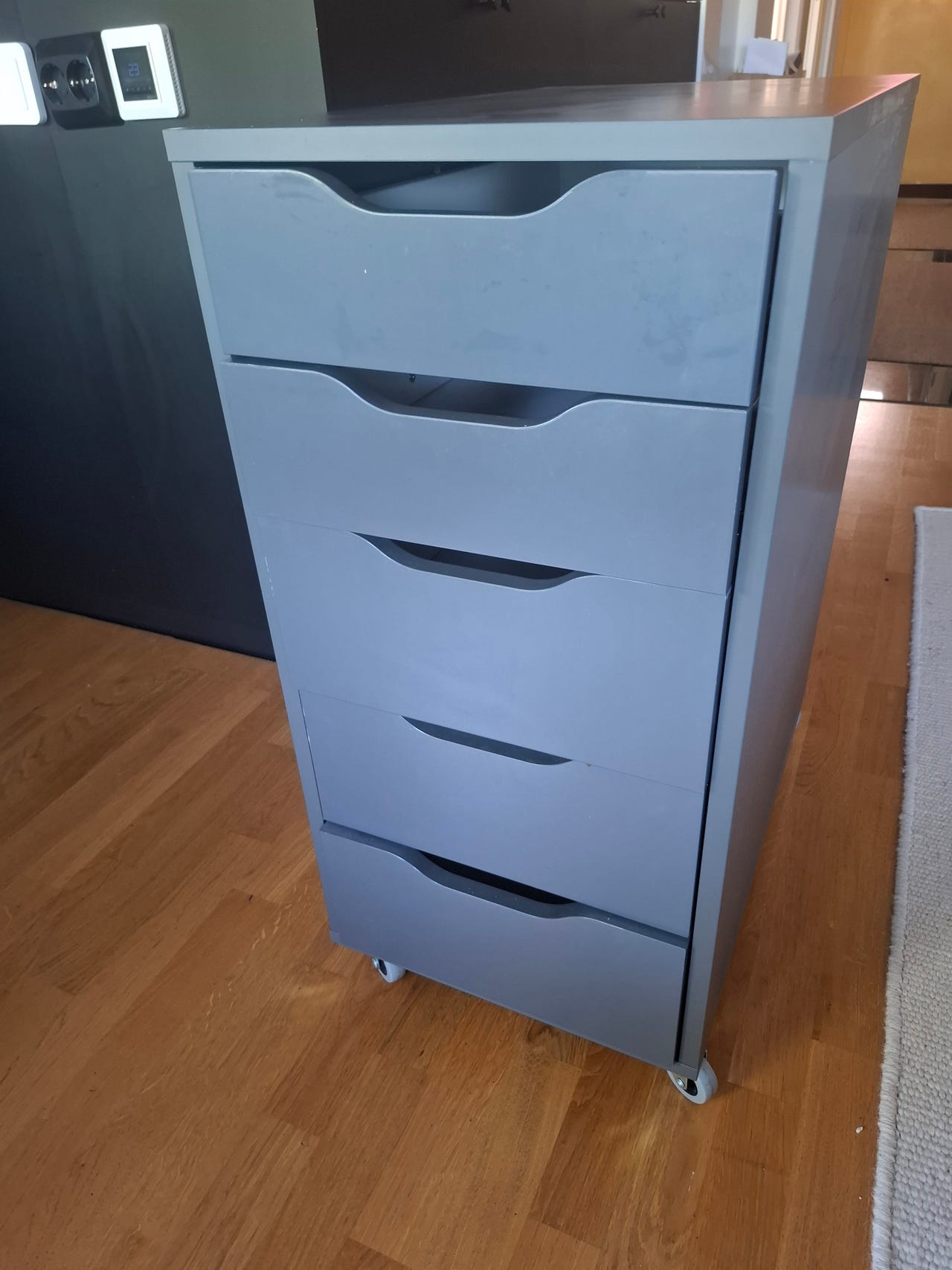 Ikea Alex laatikosto, tummanharmaa