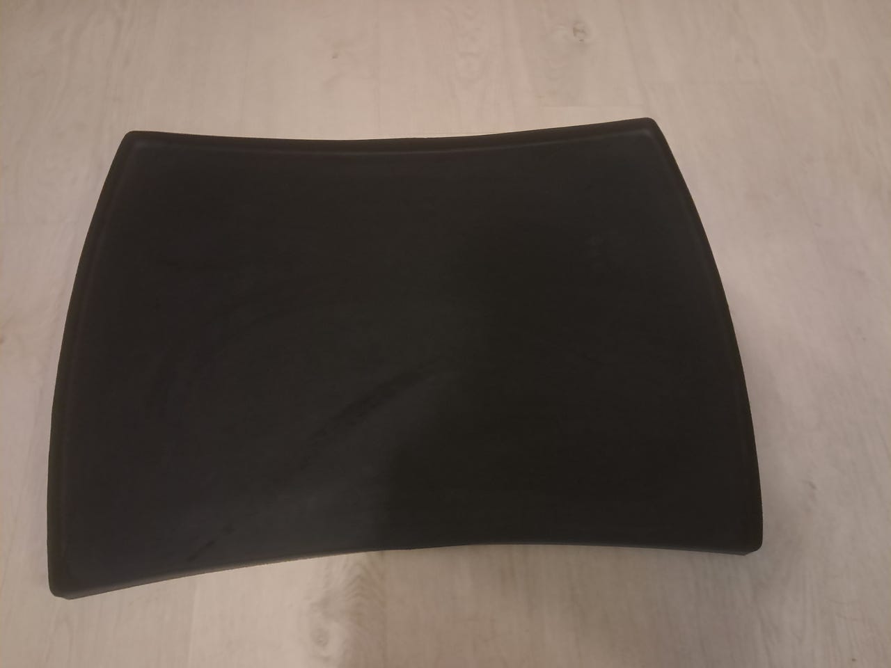 Silikonialusta ruokakupeille