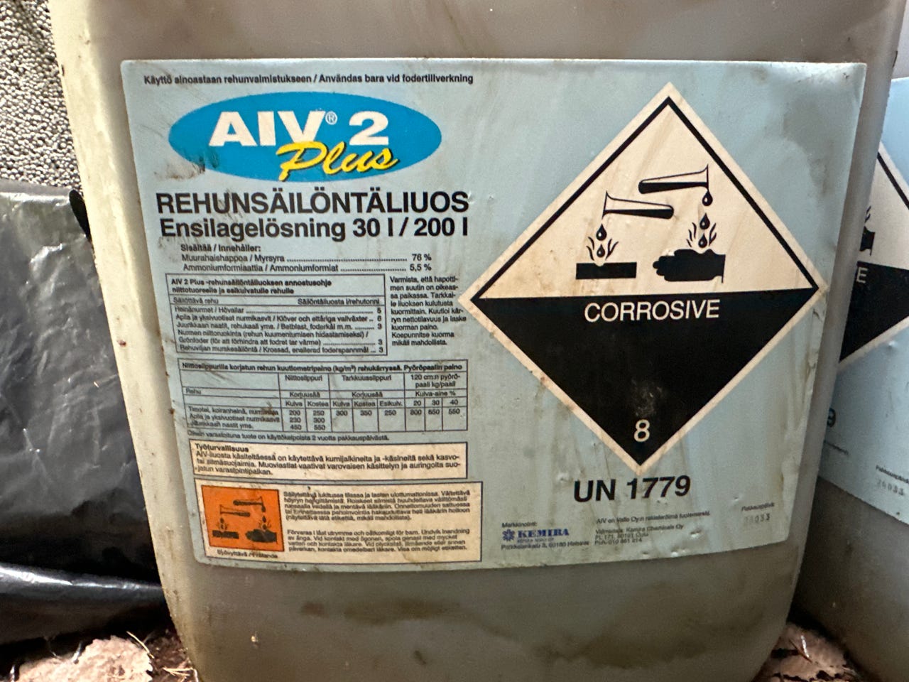 Aiv 2 Plus Rehunsäilöntäliuos
