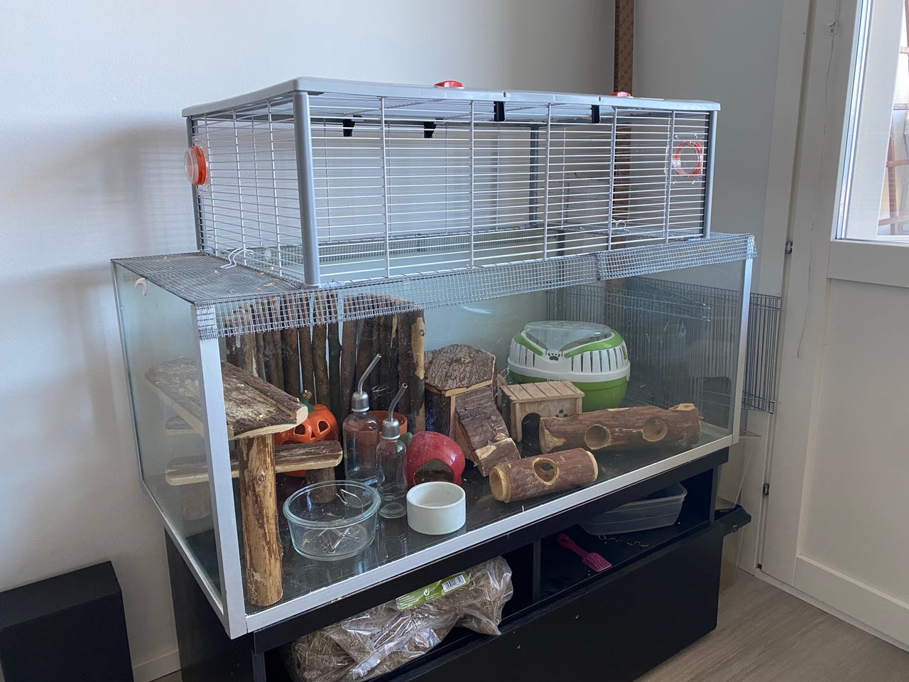 Terraario + tavarat