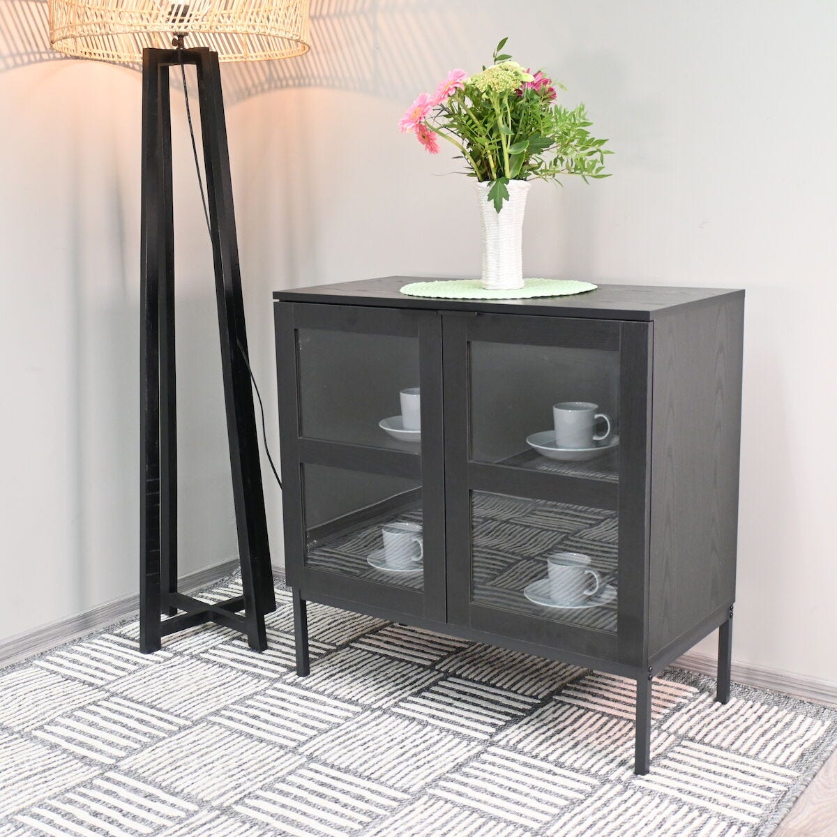 OUTLET Siera matala vitriini 80x40x80 cm musta
