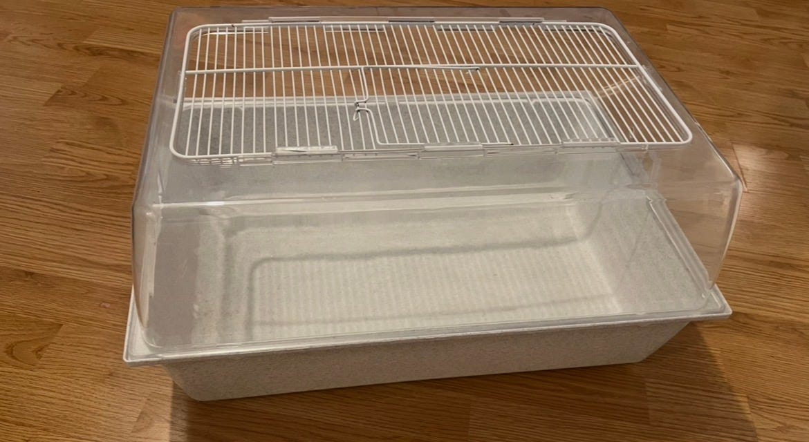 Pieni 60cm x 40cm valkoinen häkki