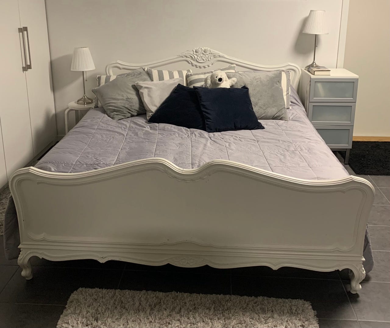Rokokoo tyylinen parisänky 180cm