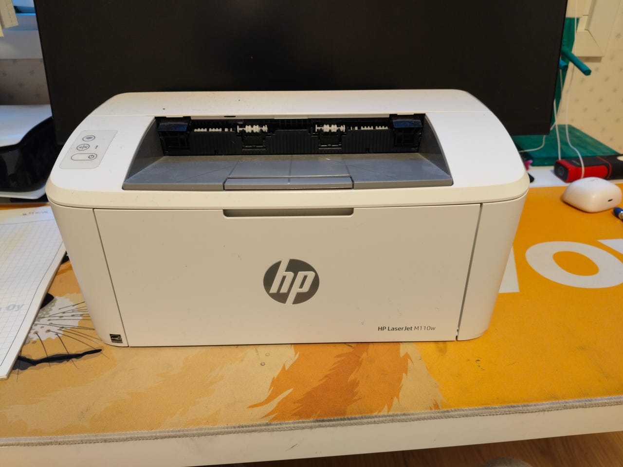 HP LaserJet m110w tulostin