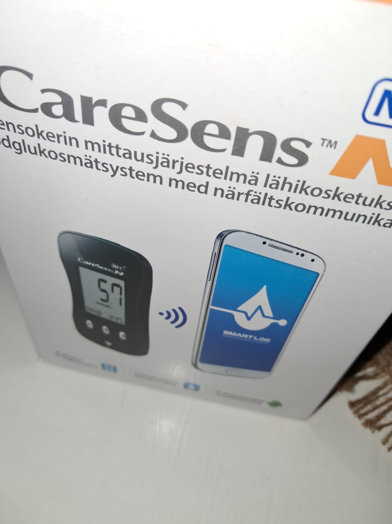 CareSens verensokerimittari NFC-toiminnolla
