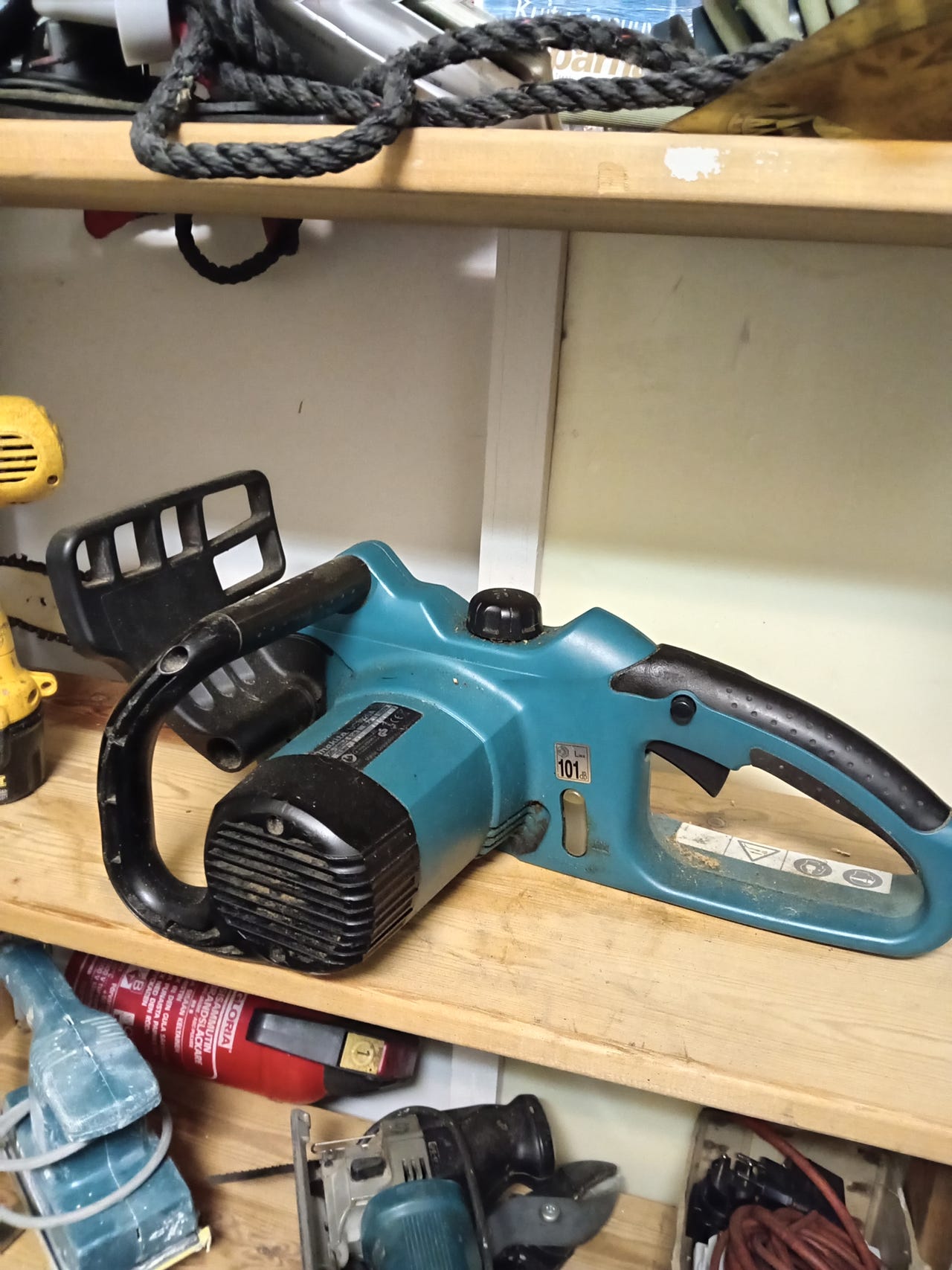 Makita sähkökäyttöinen ketjusaha sininen
