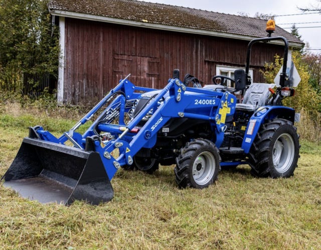 Solis 20 6+2 4WD Etukuormaajalla