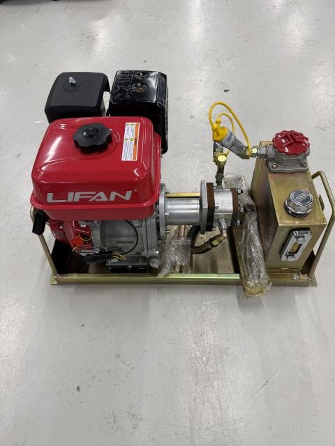Hydrauliyksikkö 9 hv moottorilla