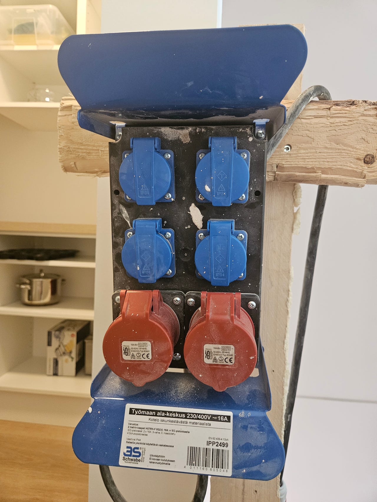 Schwabe työmaan alakeskus 230/400V 16A