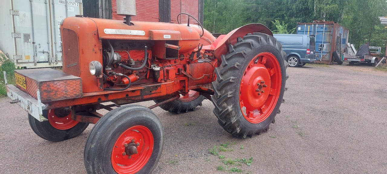 Nuffield 10/60