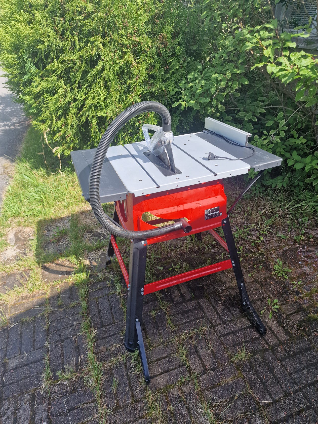 Einhell pöytäsaha