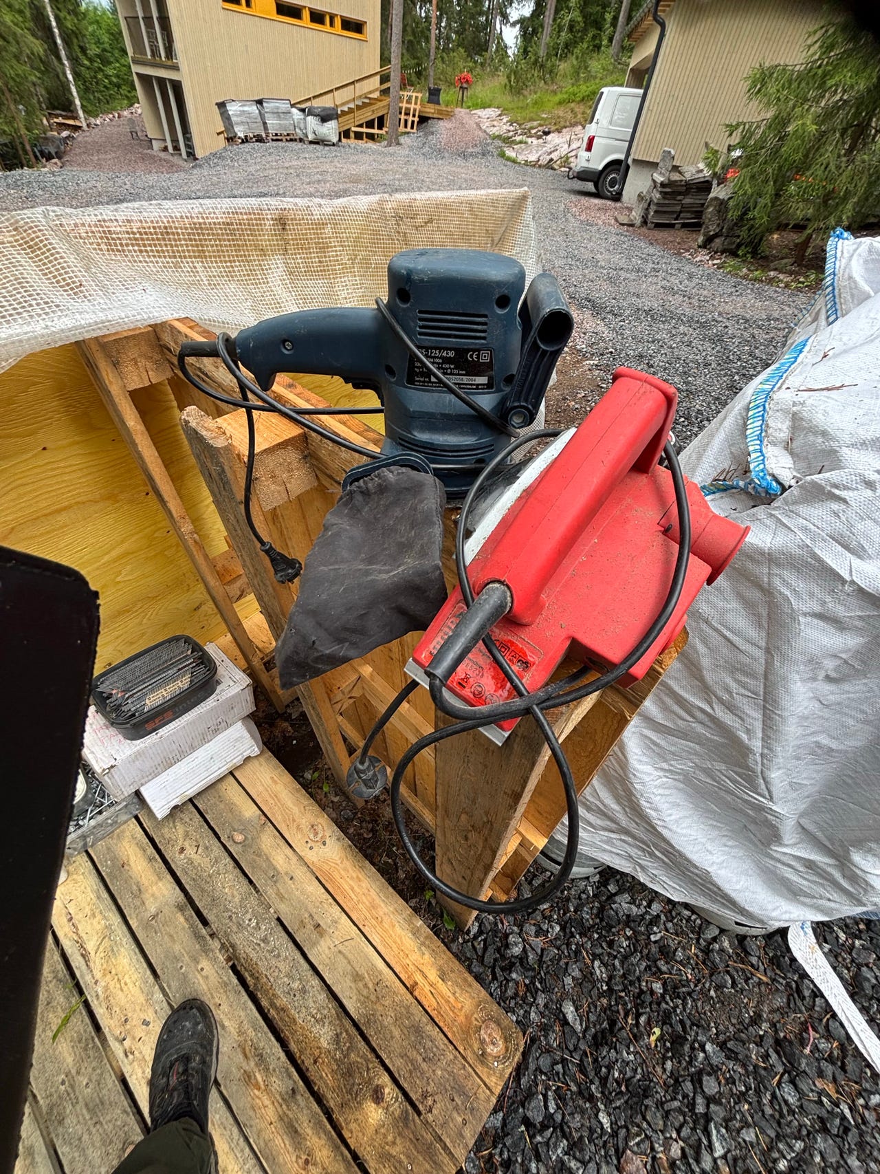 Kutteri ja hiomakivet
