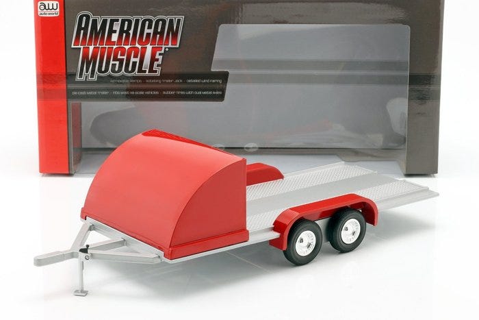 Auto World 1:18 - Pienoismalliauto - Four Wheel Open Car Hauler