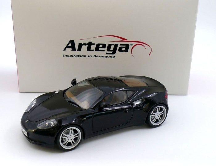 Revell 1:18 - Urheiluauton pienoismalli - Artega GT - Malli, joss