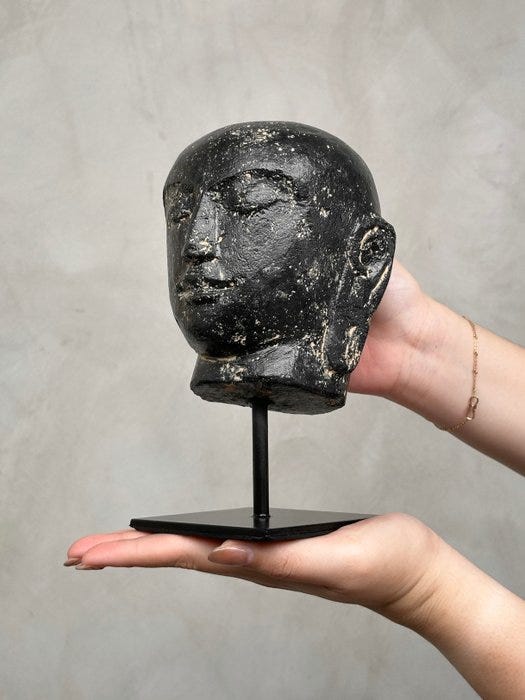 Patsas, Stunning Lava Stone Buddha Head on a custom stand - 20 cm