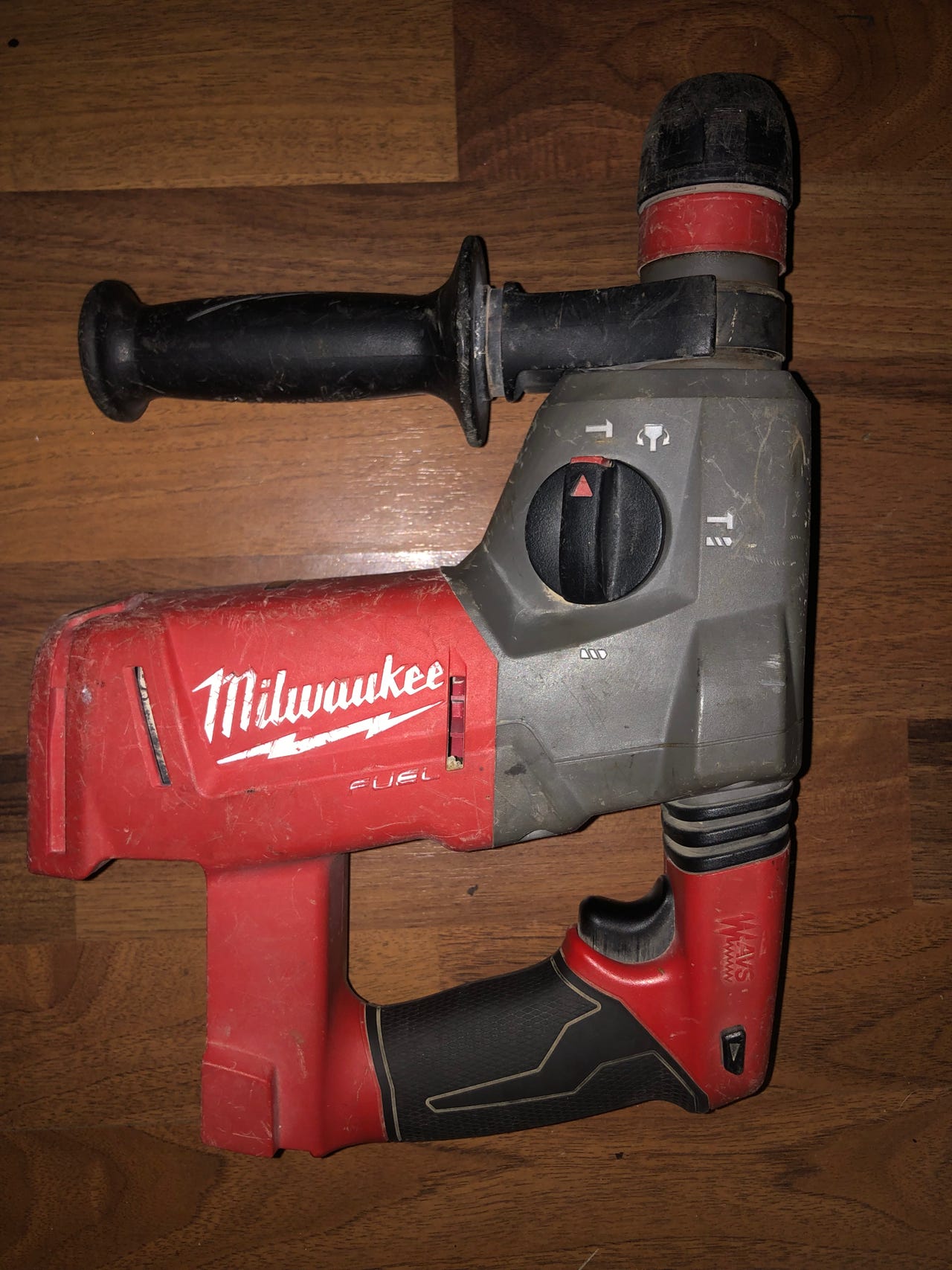 Milwaukee poravasara M18 CHX