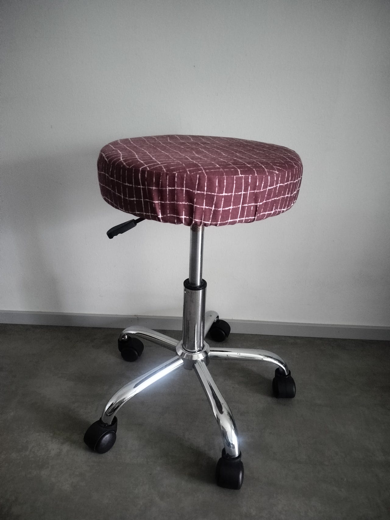 Pyörällinen jakkara