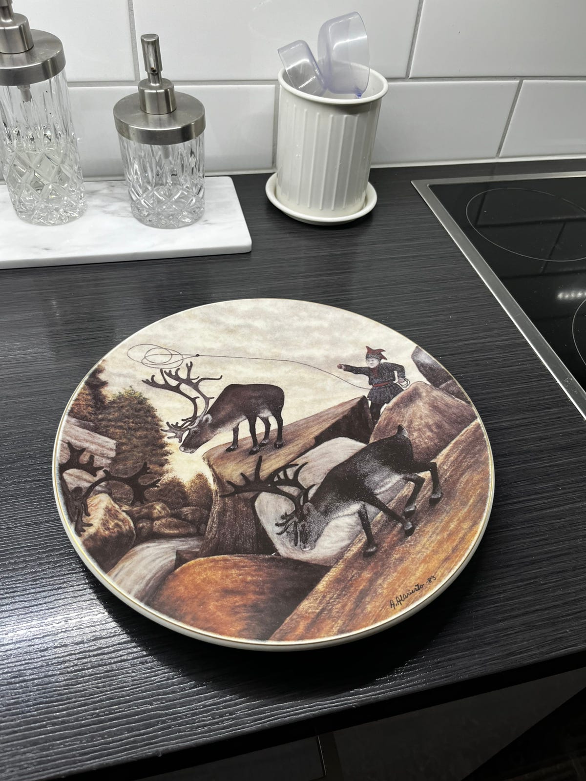 Arabia Lappi taidelautanen