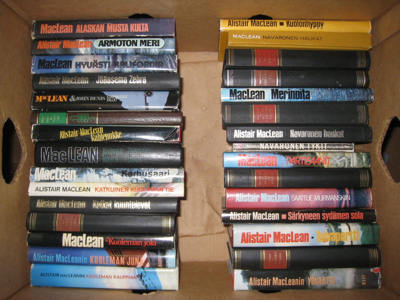 31 kpl Alistair MacLean