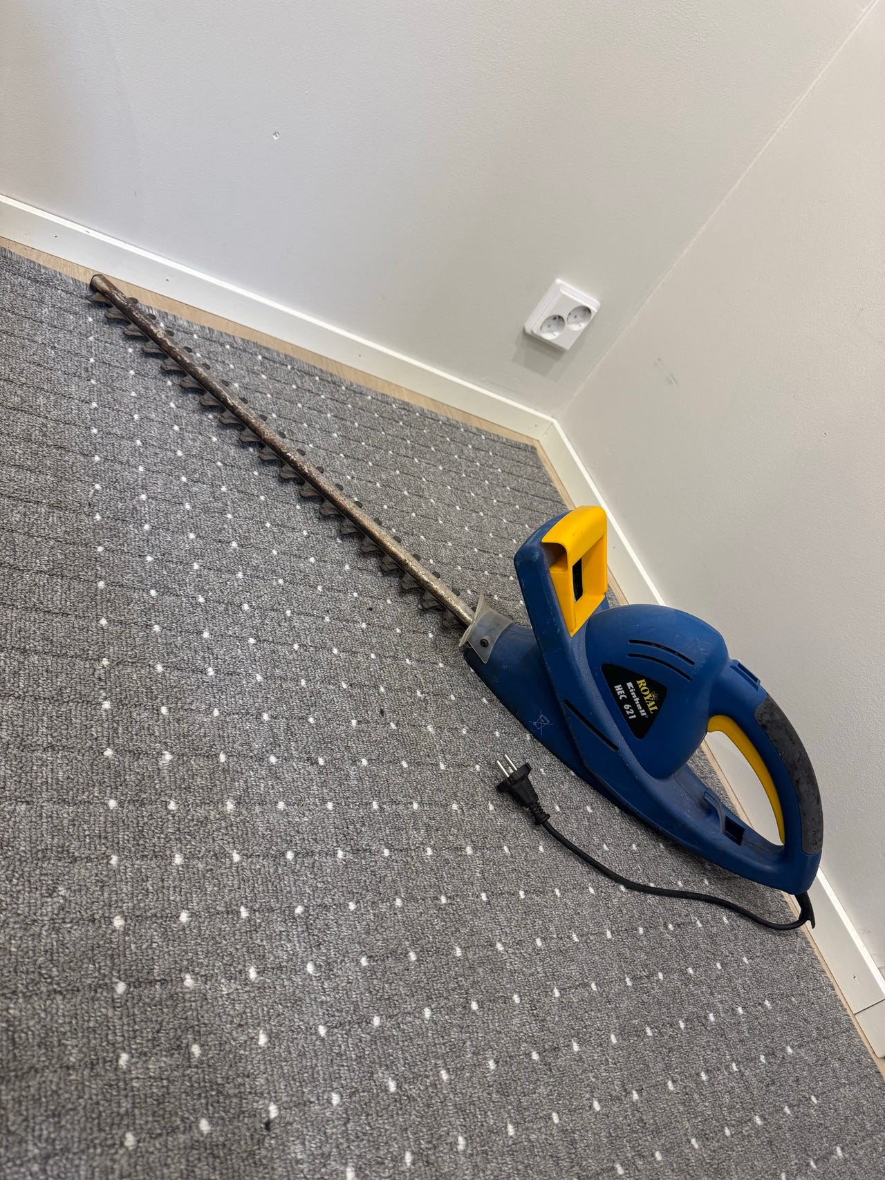 Royal Einhell HEC 621 sähkökäyttöinen pensasleikkuri