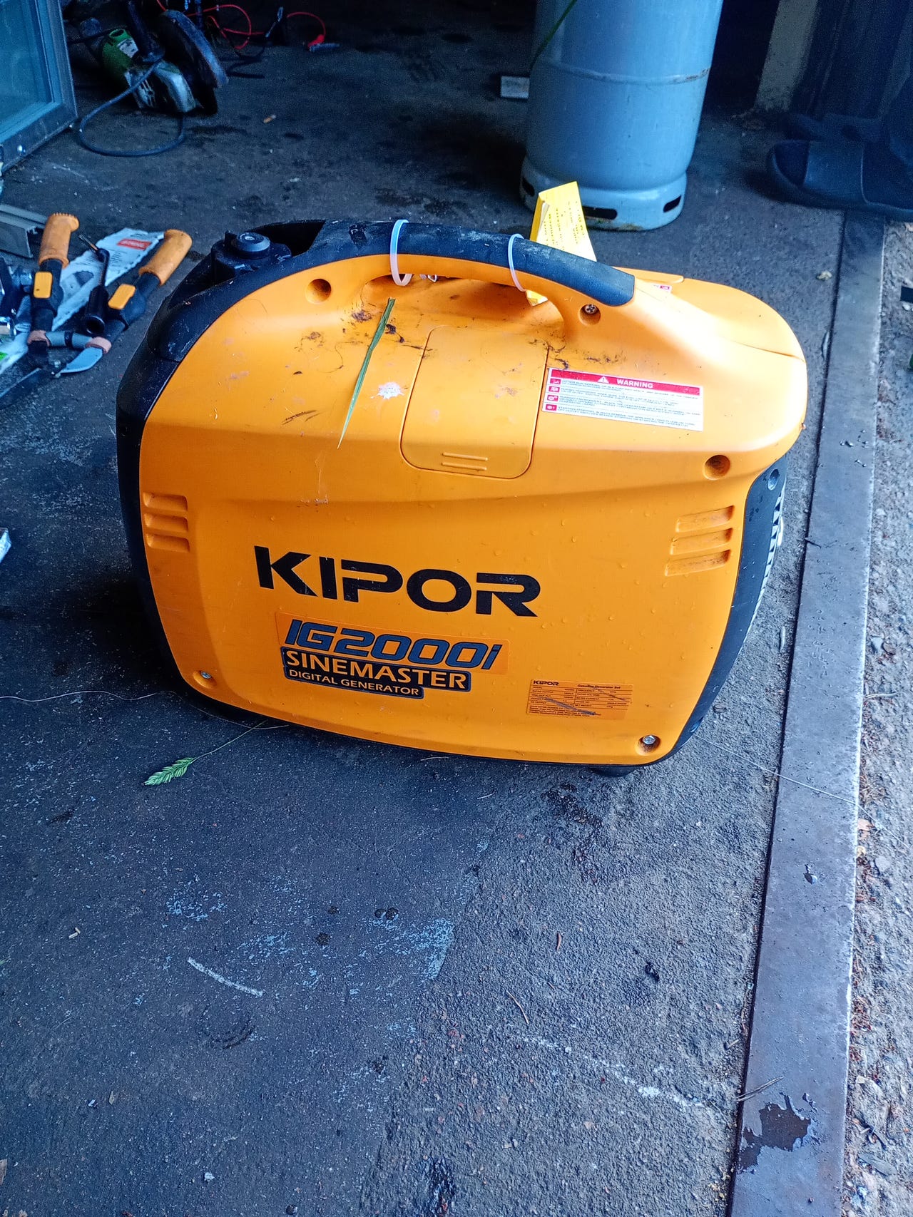 Kipor sinimaster generaattori