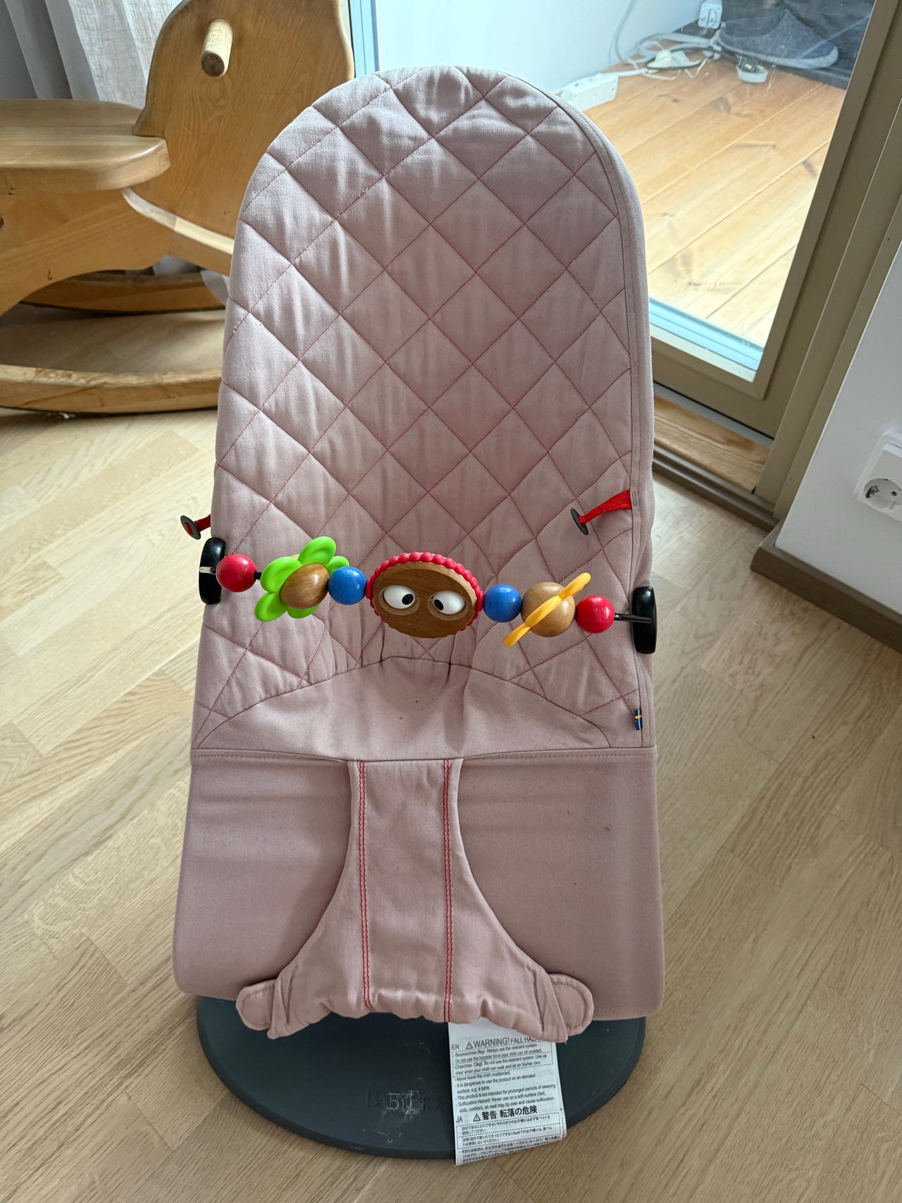 BabyBjörn lasten sitteri