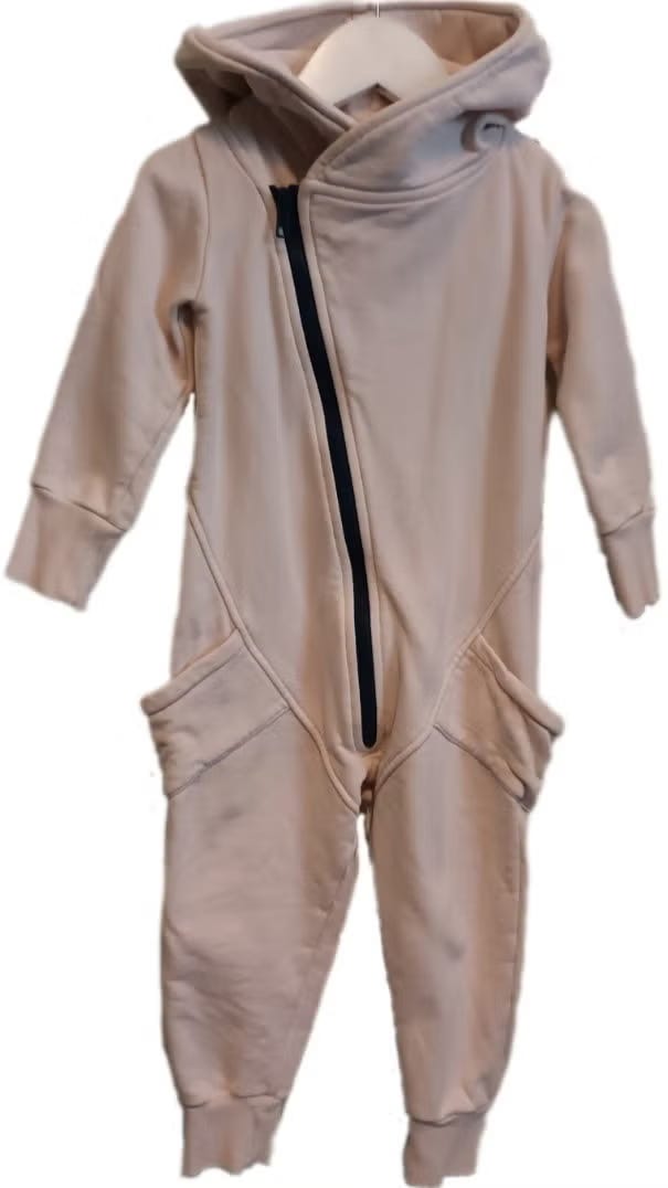 Gugguu jumpsuit koko 92