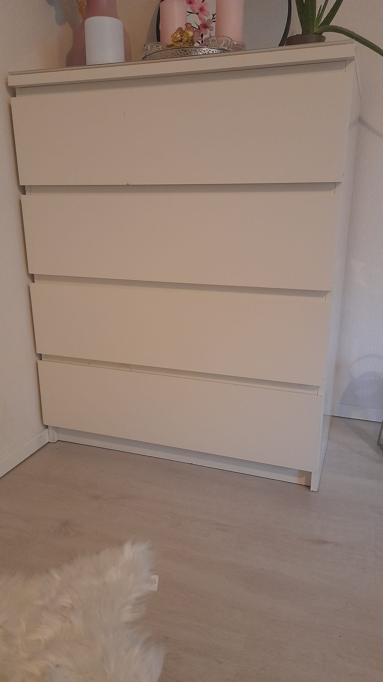 Ikea Malm lipasto nopeasti pois muuton alta