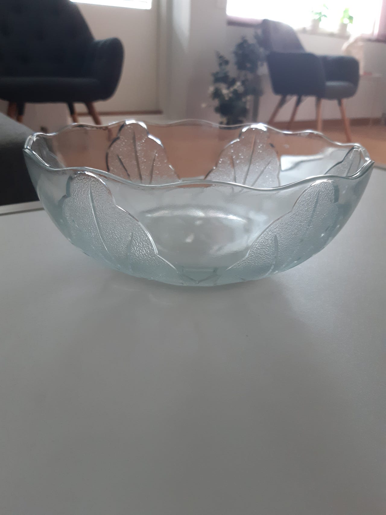 Lasisetti kulho lehtikuviolla