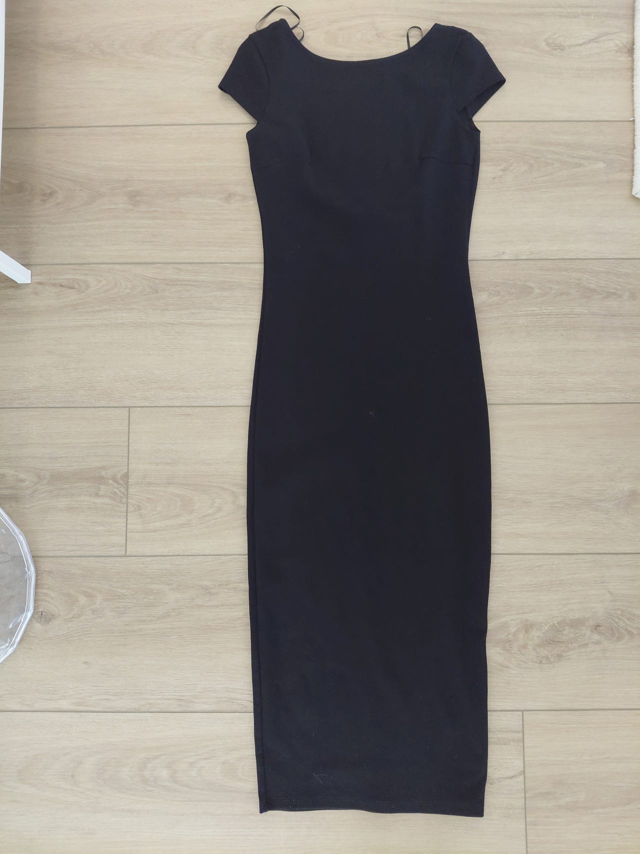 gina tricot musta trikoomekko S