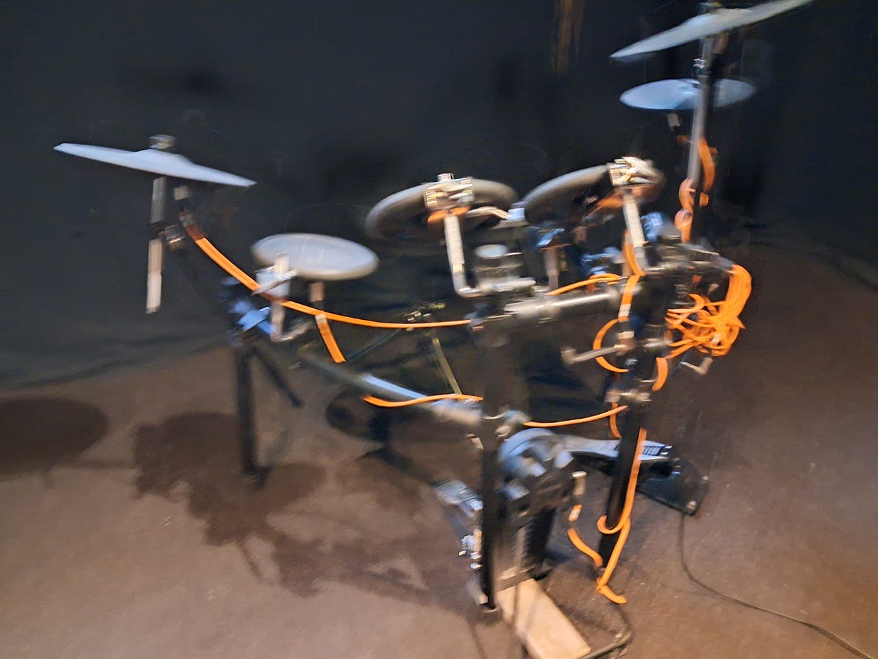 Roland TD-4 sähkörummut