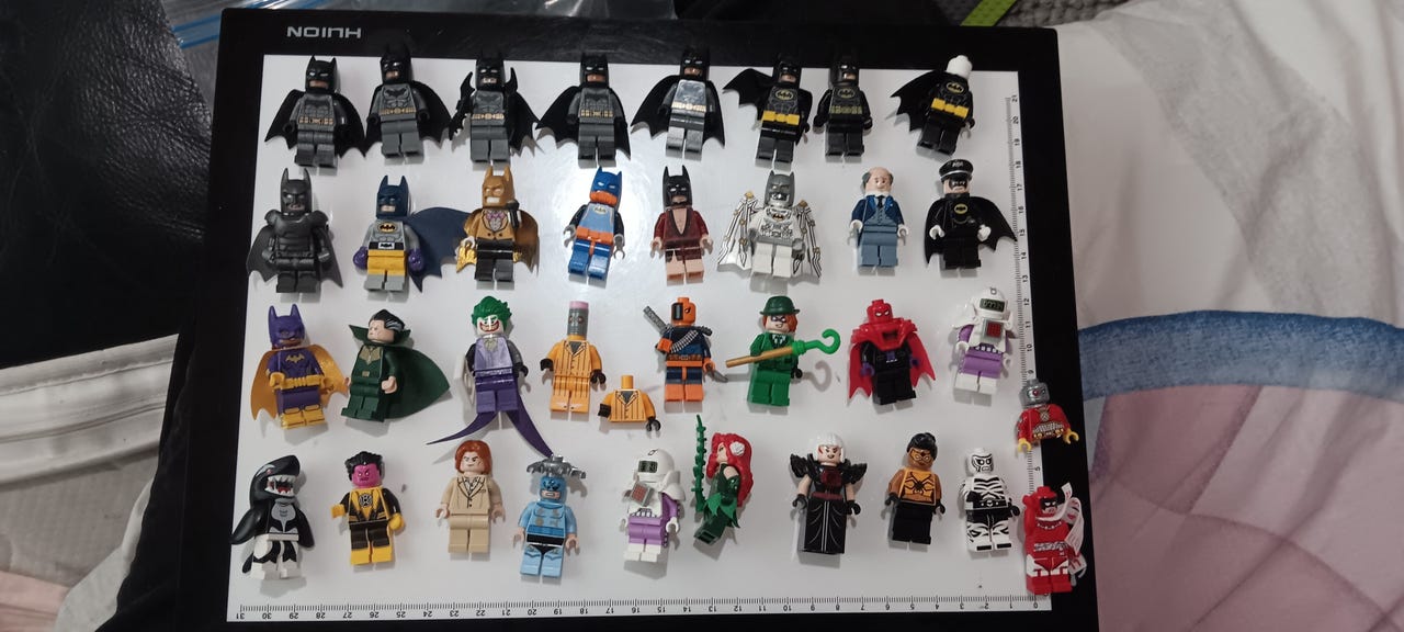 Lego marvel ja dc ukkelit