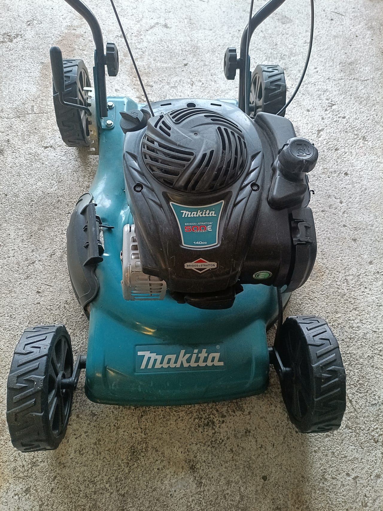 Makita Briggs & Stratton 500E 140cc ruohonleikkuri