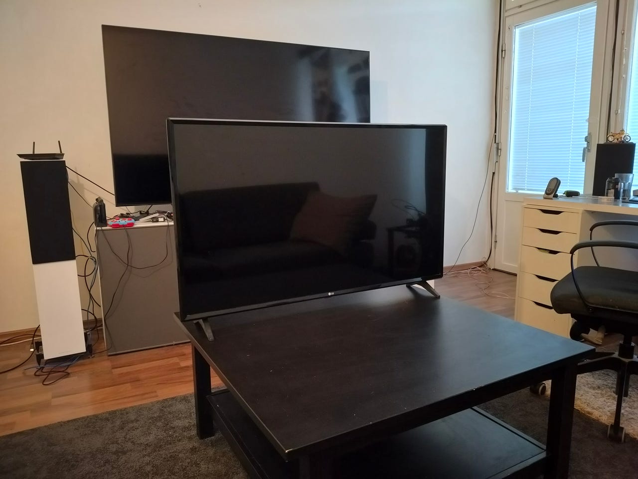 LG 43UM7050PLF 43 4k LED-televisio