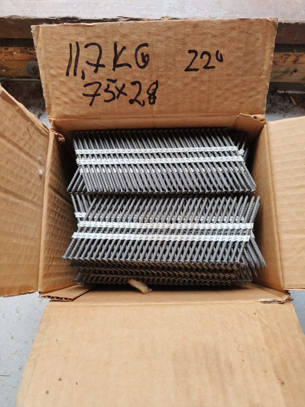 Kampanauloja 11.7 kg koko 75x2.8 22 astetta