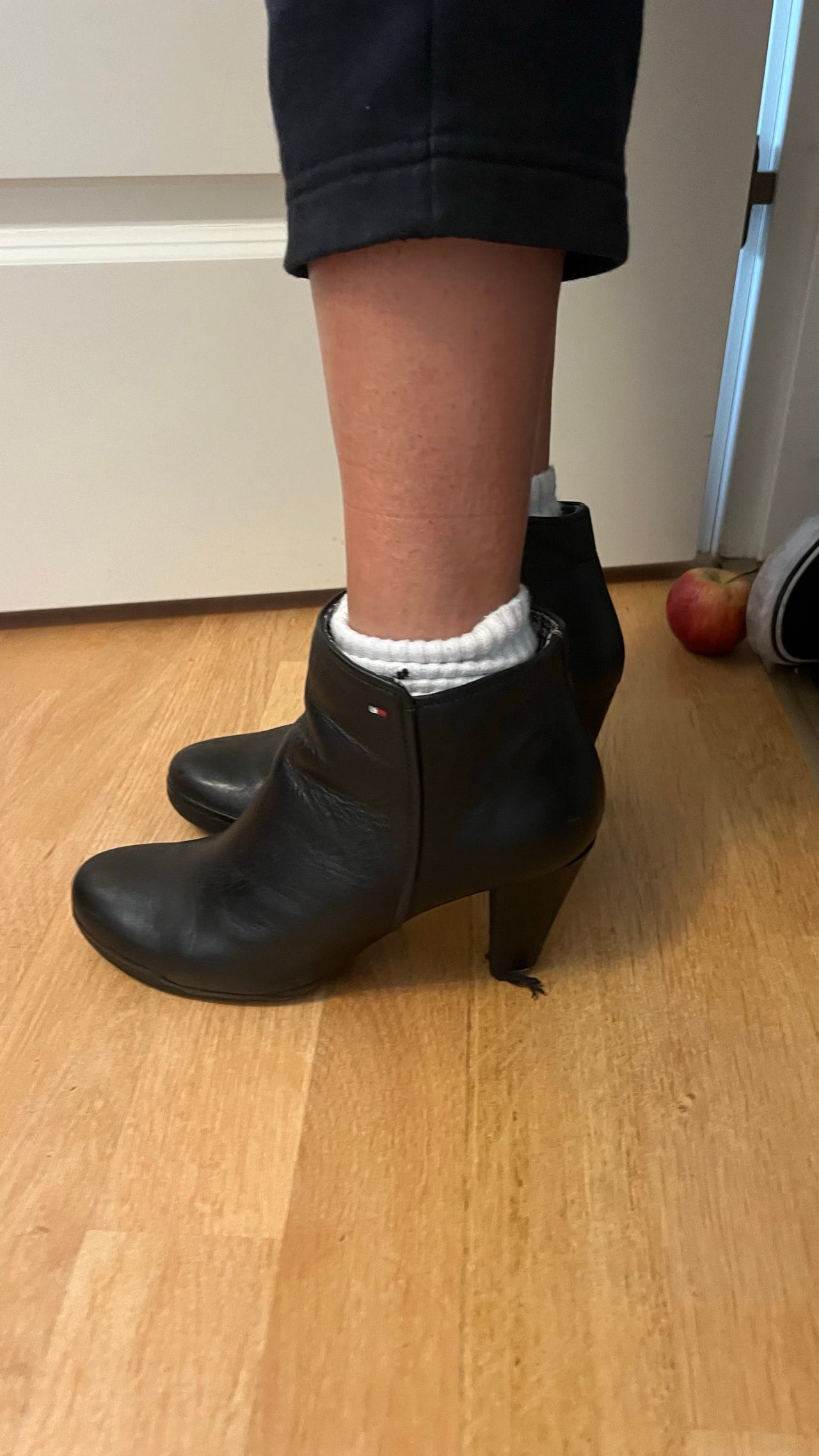 Tommy Hilfiger juhlakengät sopii myös koko 39