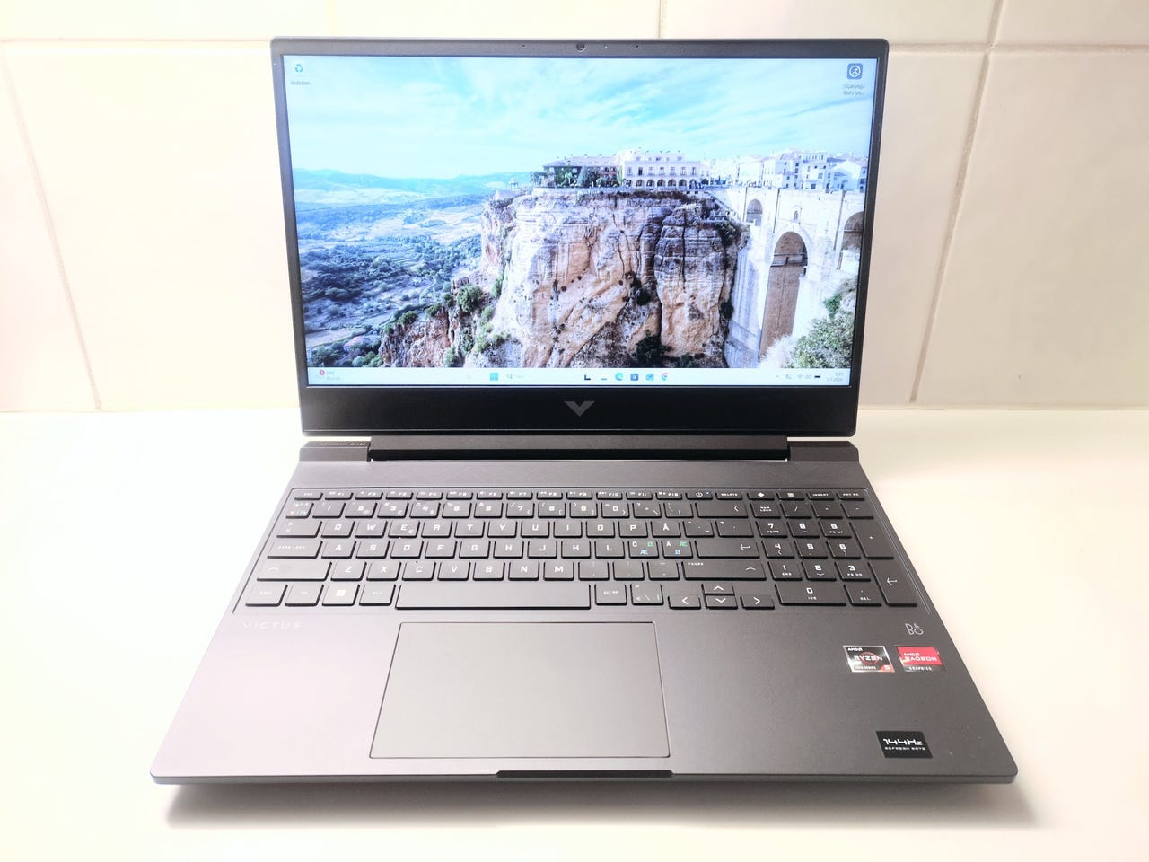 HP Victus 15 Windows 11 kannettava tietokone 15,6 8GB / 256GB pe