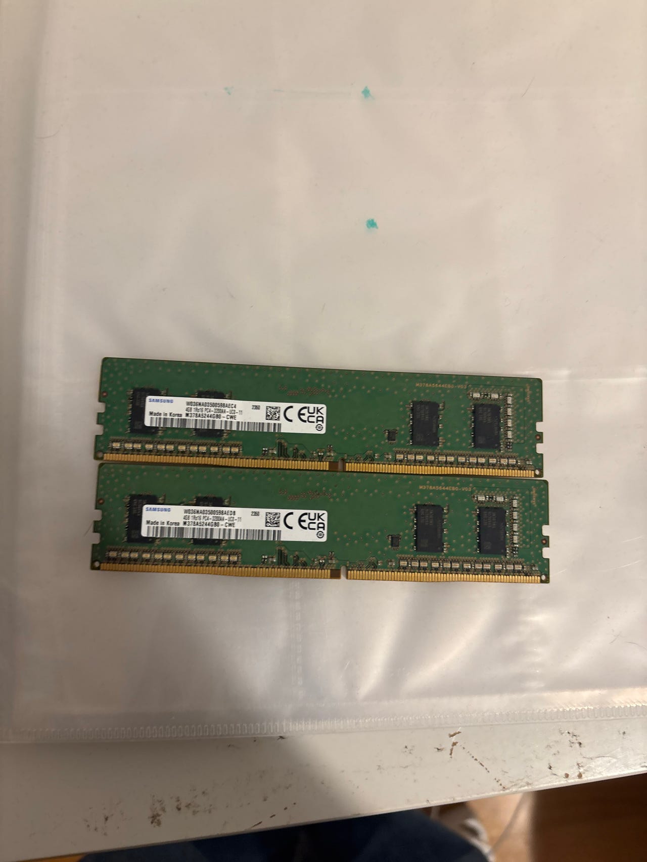 Samsung DDR4 8GB (2x4GB) 2666MHz PC-muistit