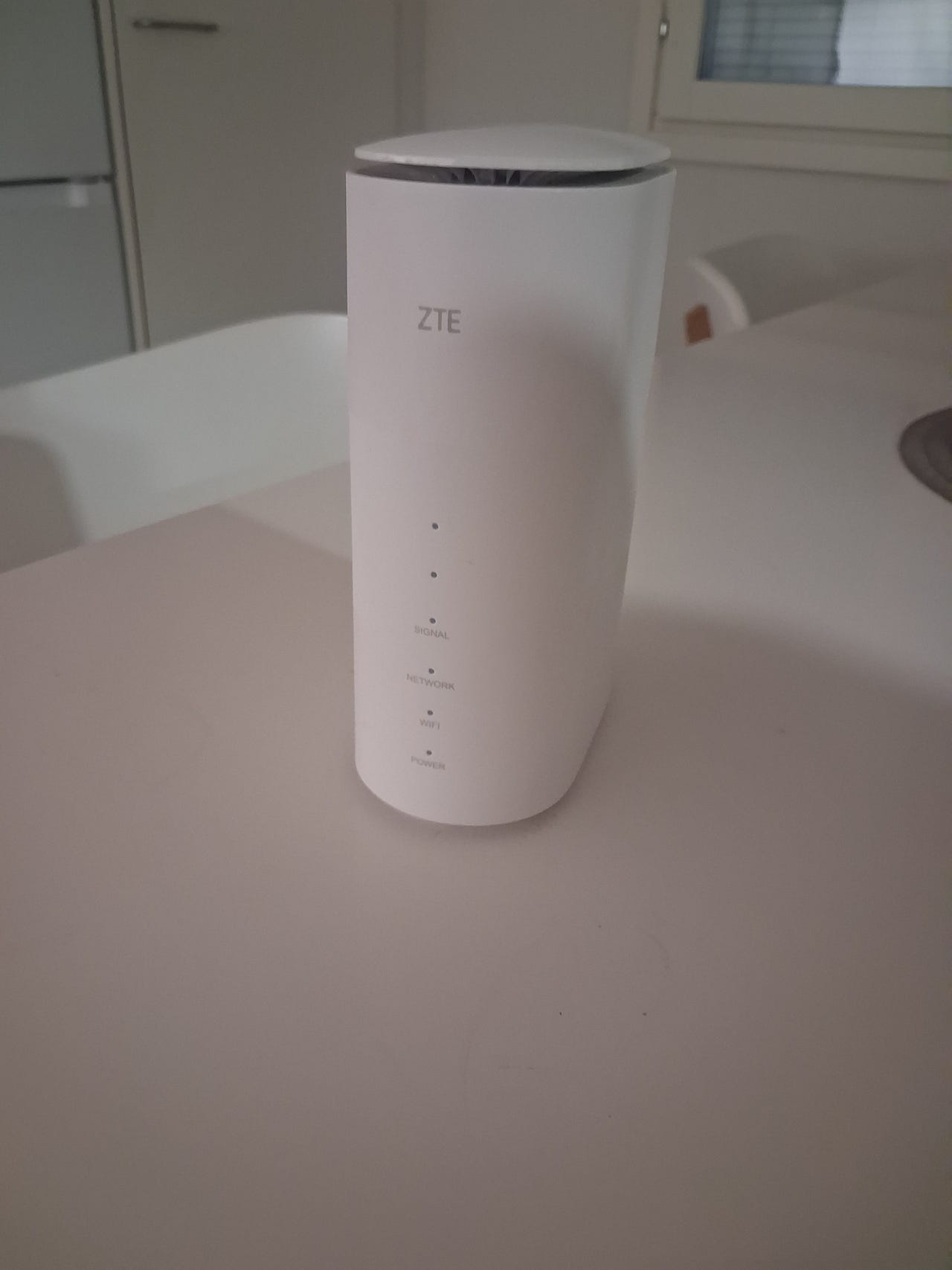 ZTE Mobiililaajakaista reititin