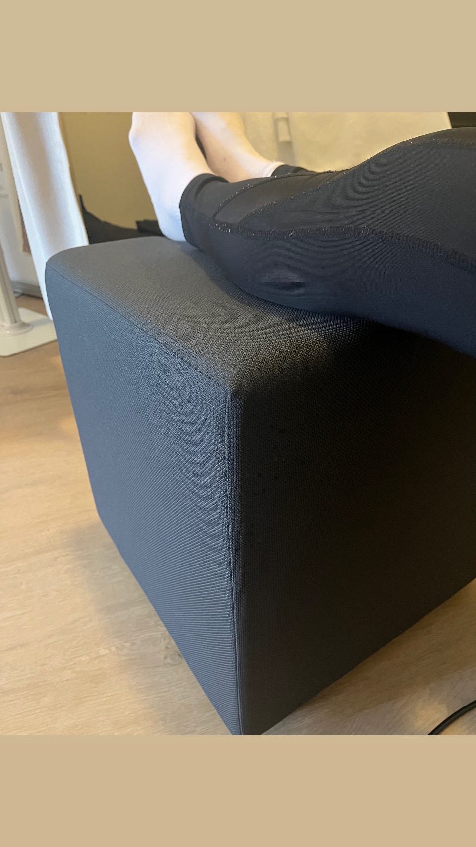 Neurosonic CUBE;Värähtelevä jalkarahi