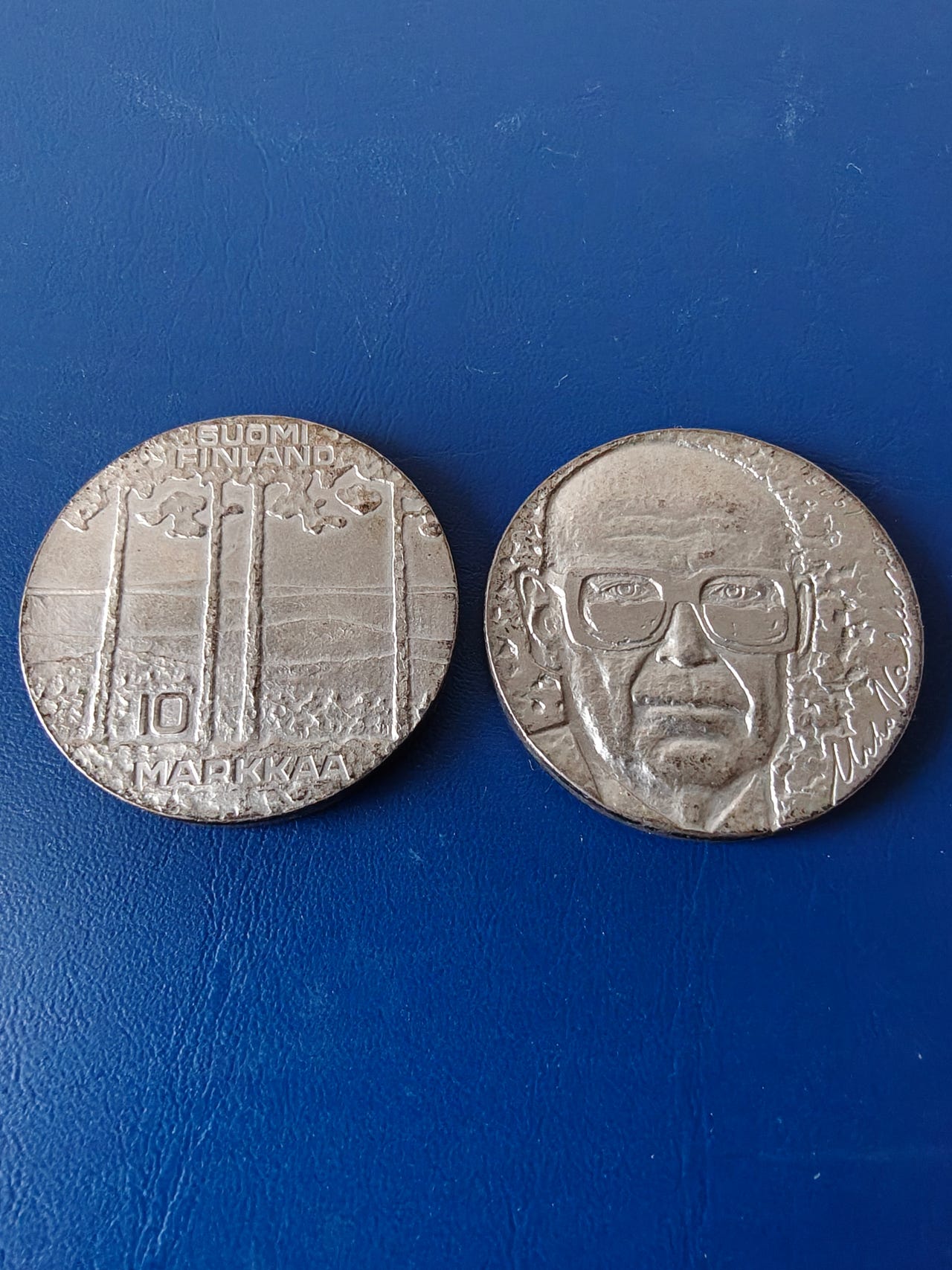 Suomi 10 markkaa juhlarahat, 2 kpl