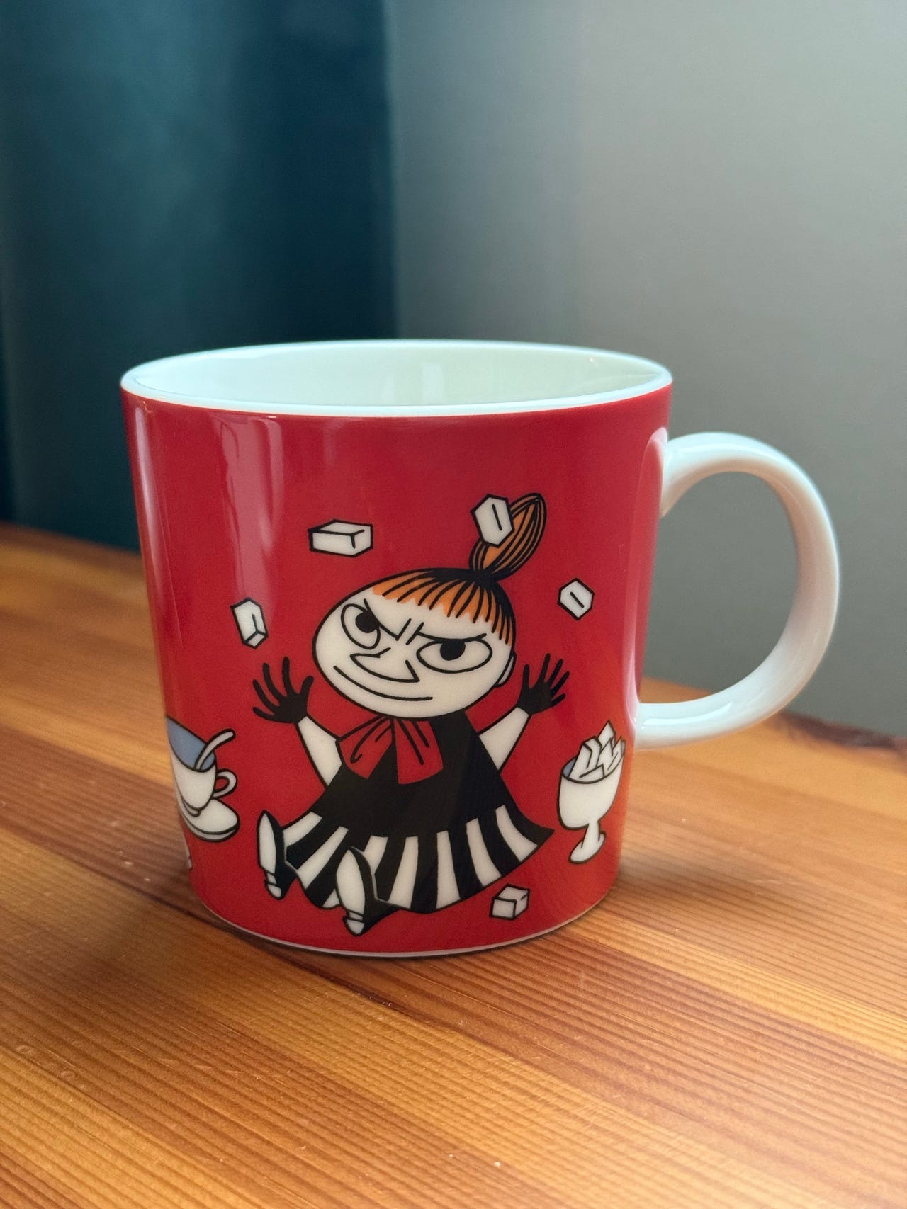 Muumimuki Pikku Myy punainen