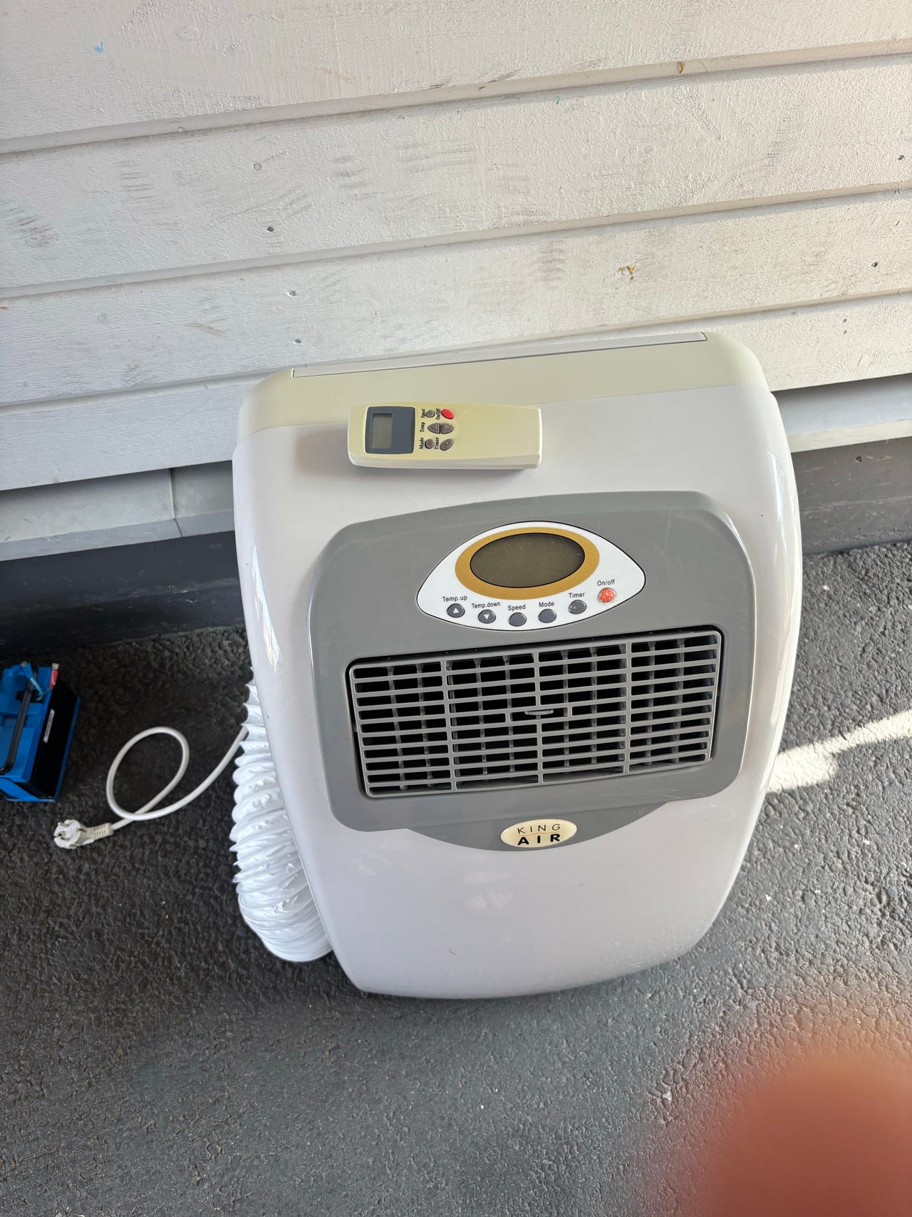 KY-26/A siirrettävä ilmastointilaite 9000 BTU