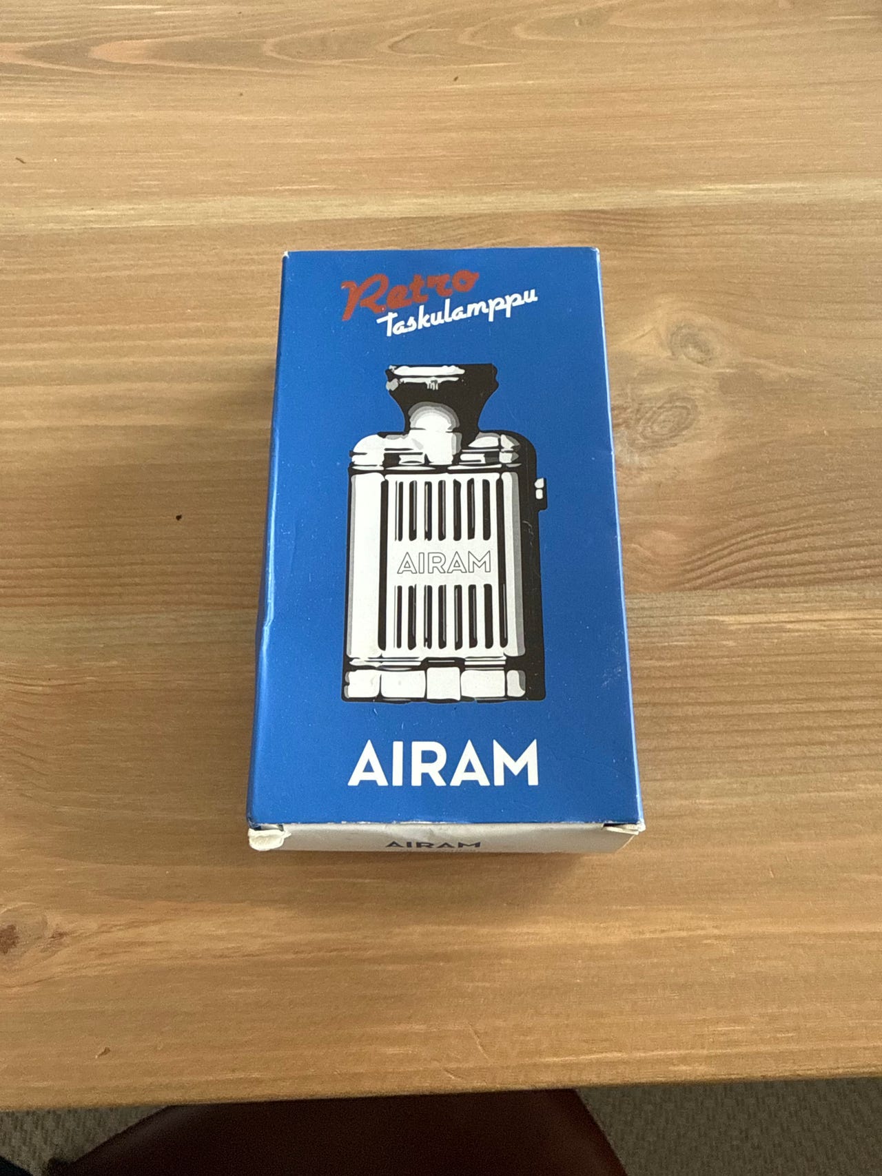 Airam Retro taskulamppu sininen Volvo