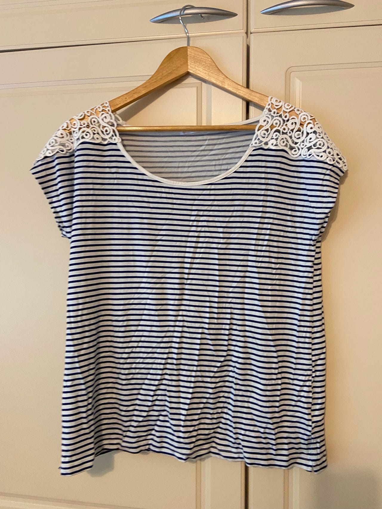 Naisten t-paita koko XL