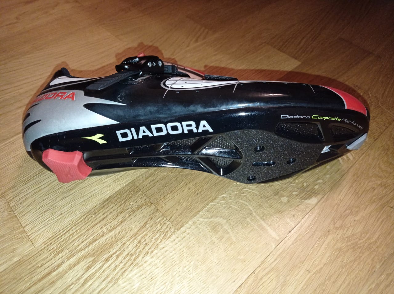 Diadora pyöräilykengät