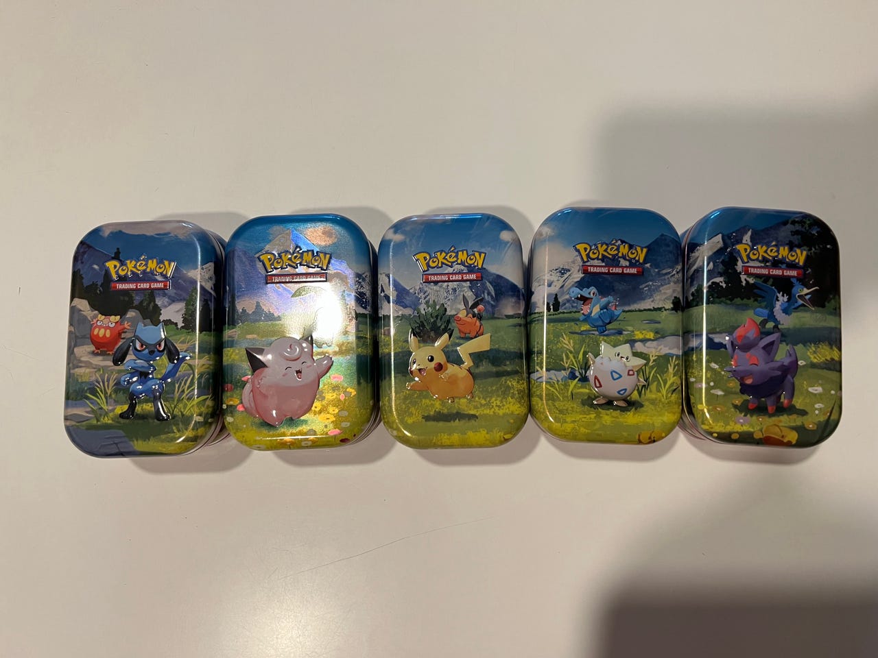 Pokemon Ascended Heroes tinit (VAIN RASIAT)