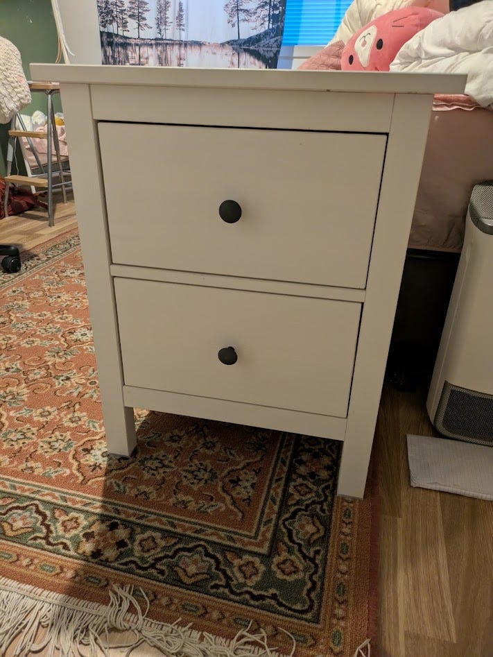Ikea Hemnes yöpöytä/lipasto